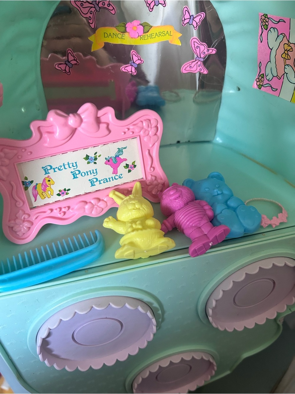 My Little Pony G1 "Baby Bonnet School of Dance" playset - Picture 9 of 13